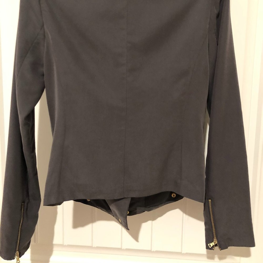 Zippered Jacket - Picture 3 of 6